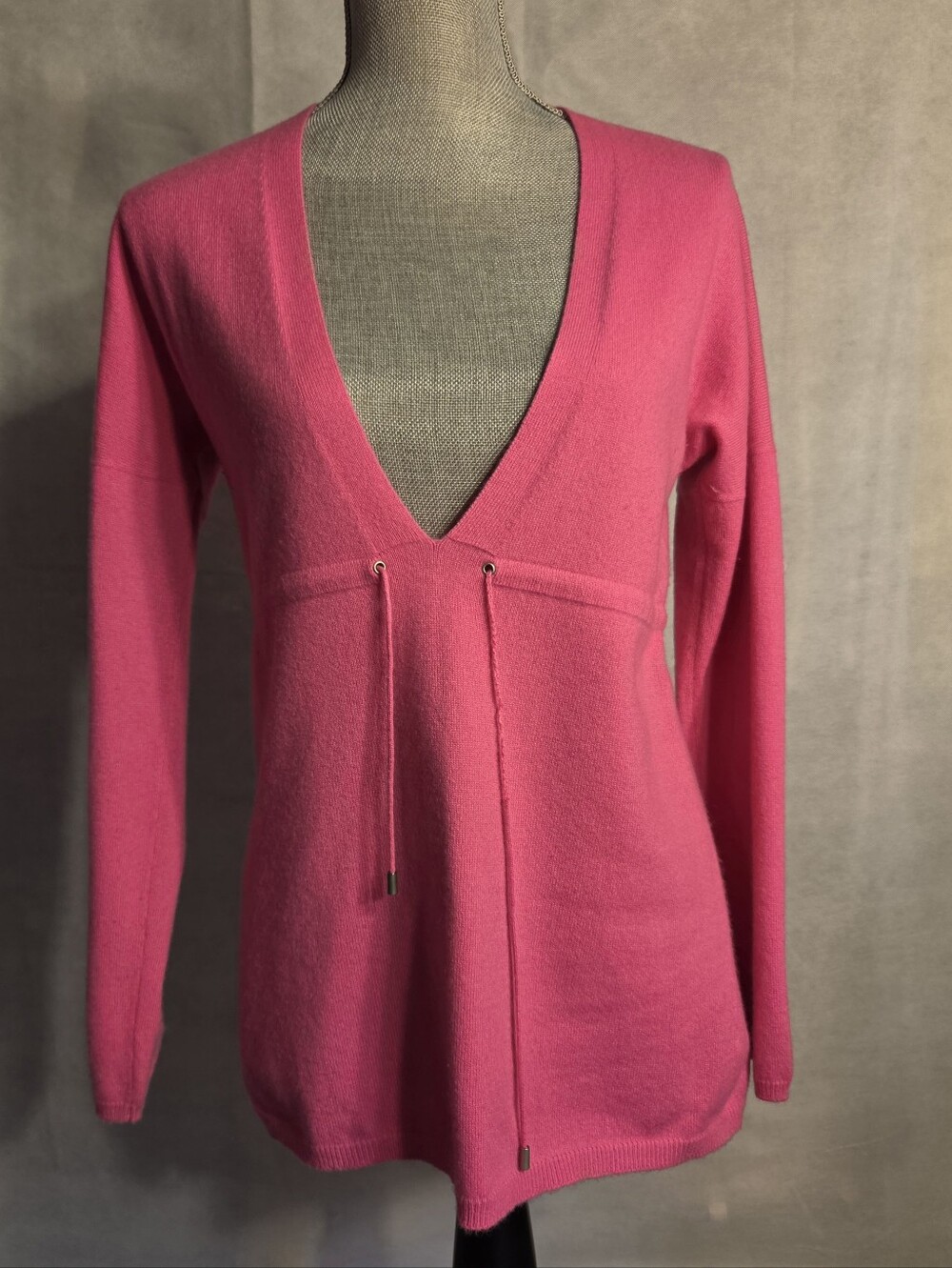 Brunello Cucinelli Hot Pink Deep V-Neck Drawstring Knit Top Sweater Size M